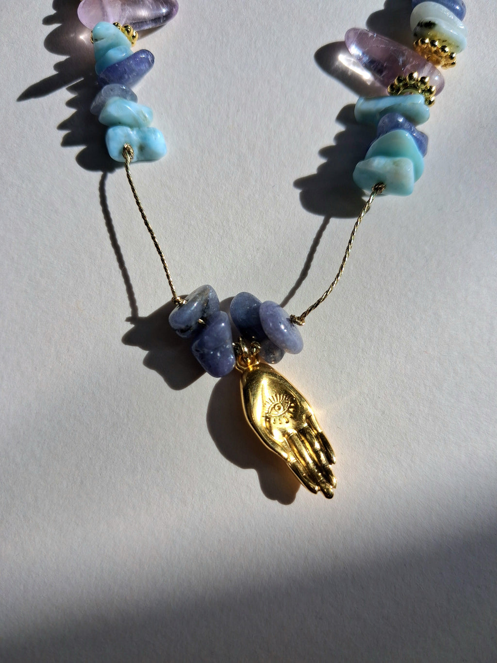 Collier signature main larimar (court)