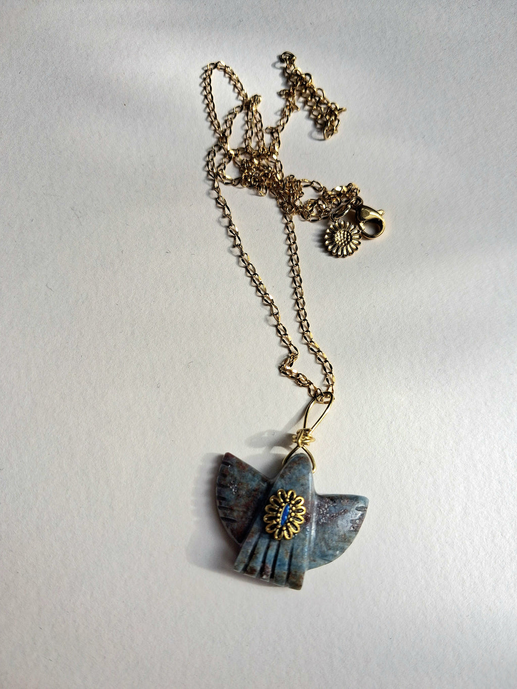 Collier aigle en rubis zoisite