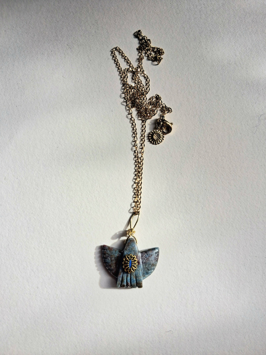 Collier aigle en rubis zoisite