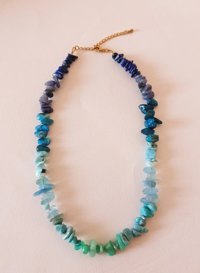 Collier rainbow bleu
