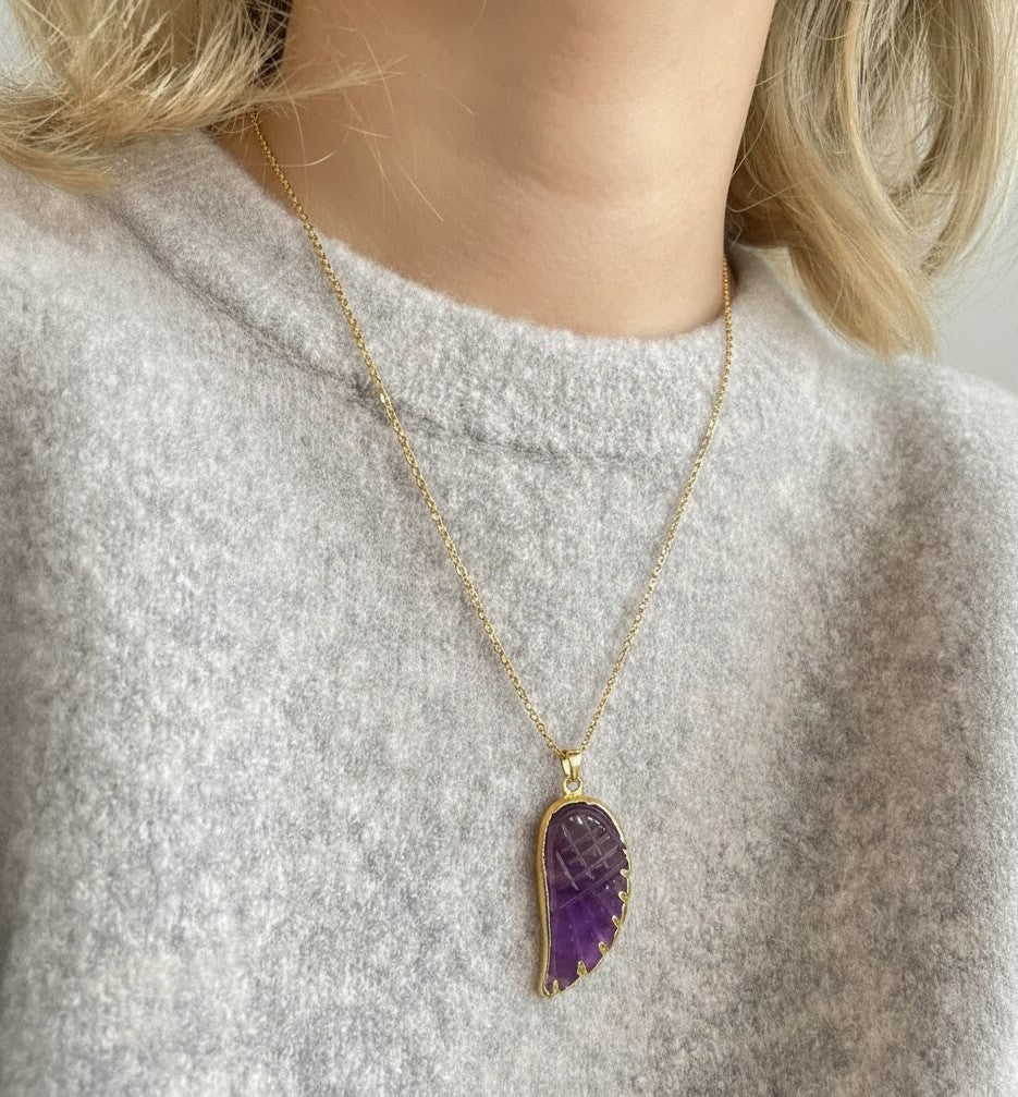 Collier pendentif aile